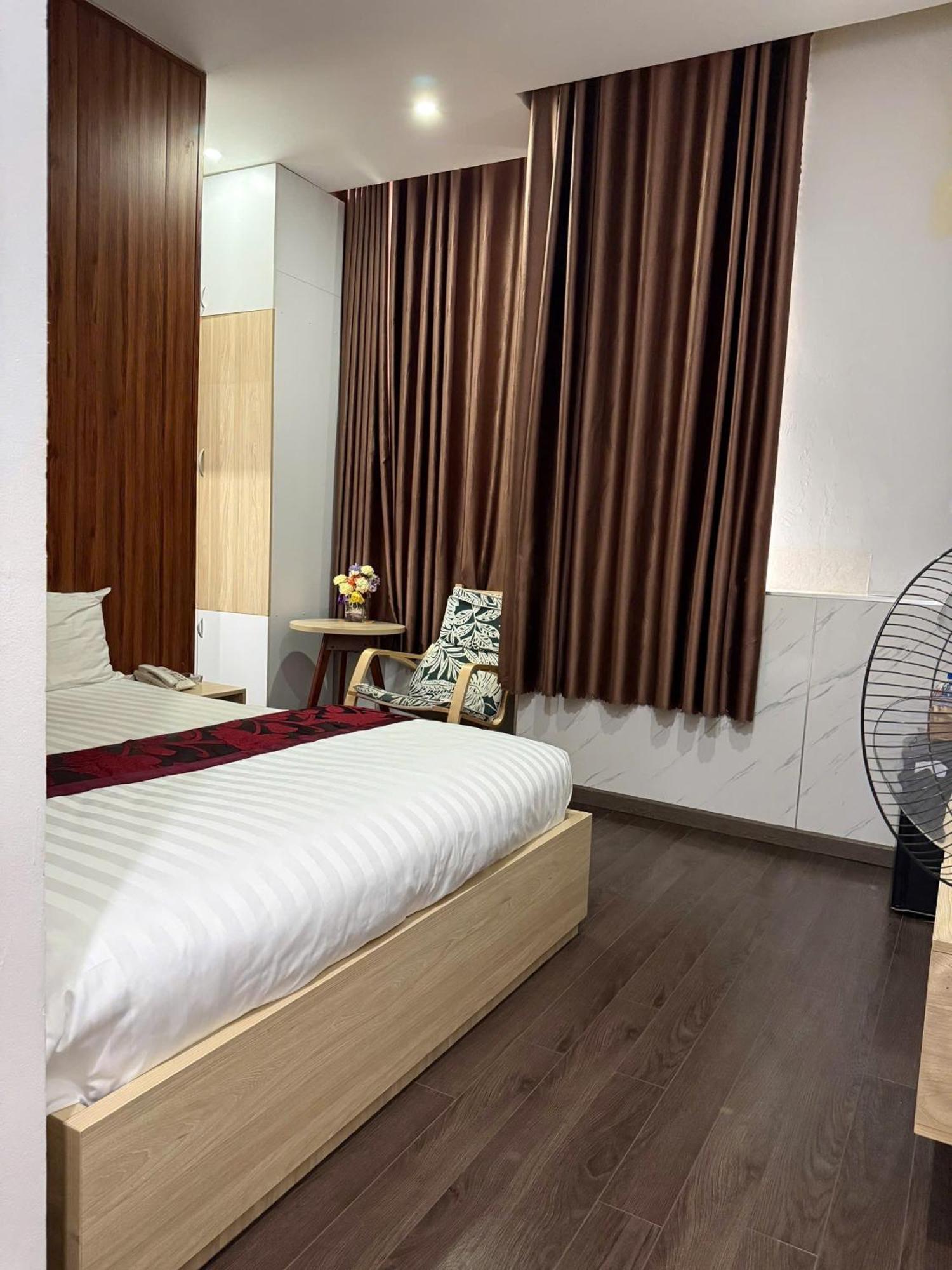 Phi Long Hotel Tuy Hoa Exterior photo